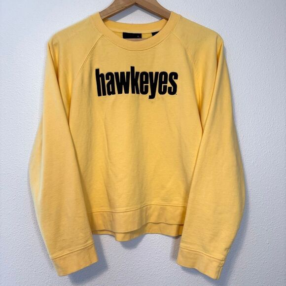 Iowa Hawkeyes Jones & Mitchell Cropped Pull Over Sweatshirt Size XL - Picture 1 of 8